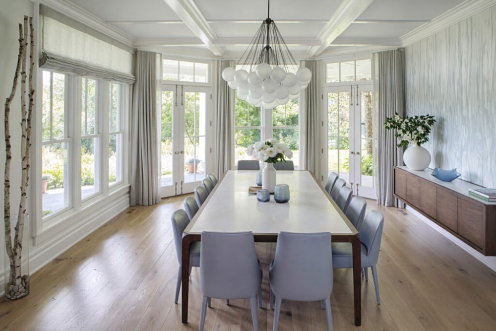 Hamptons Home Decor by Jessica Shaw ​Turett Collaborative dining room