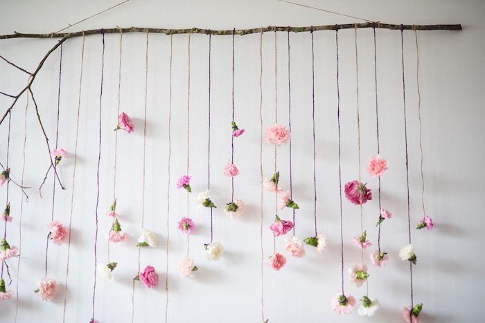 Hanging Fresh flowers for baby shower party