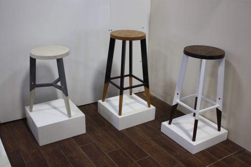 This trio of attractive stools is from Hendo. The wood and metal come in various customizable combinations. Hendo creates pieces for residential and commercial customers, including having made tables for the headquarters of Easy.