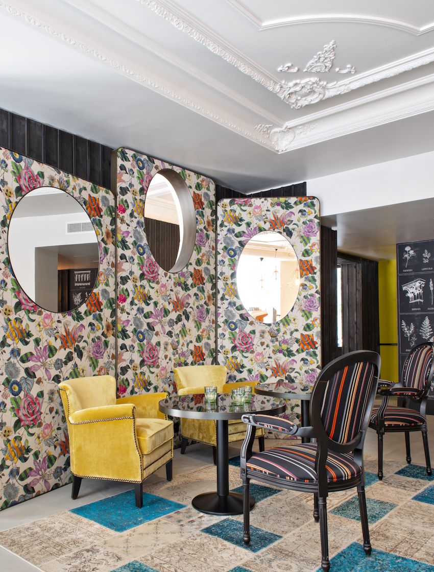 An eclectic mix of furnishings keeps the vibe comfortable.