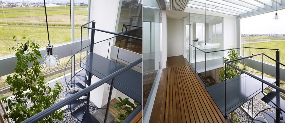 House in Masaki With CourtYard Interior