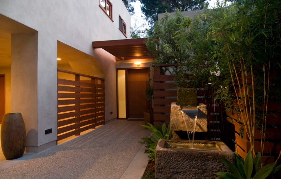 House inner garden with water feature