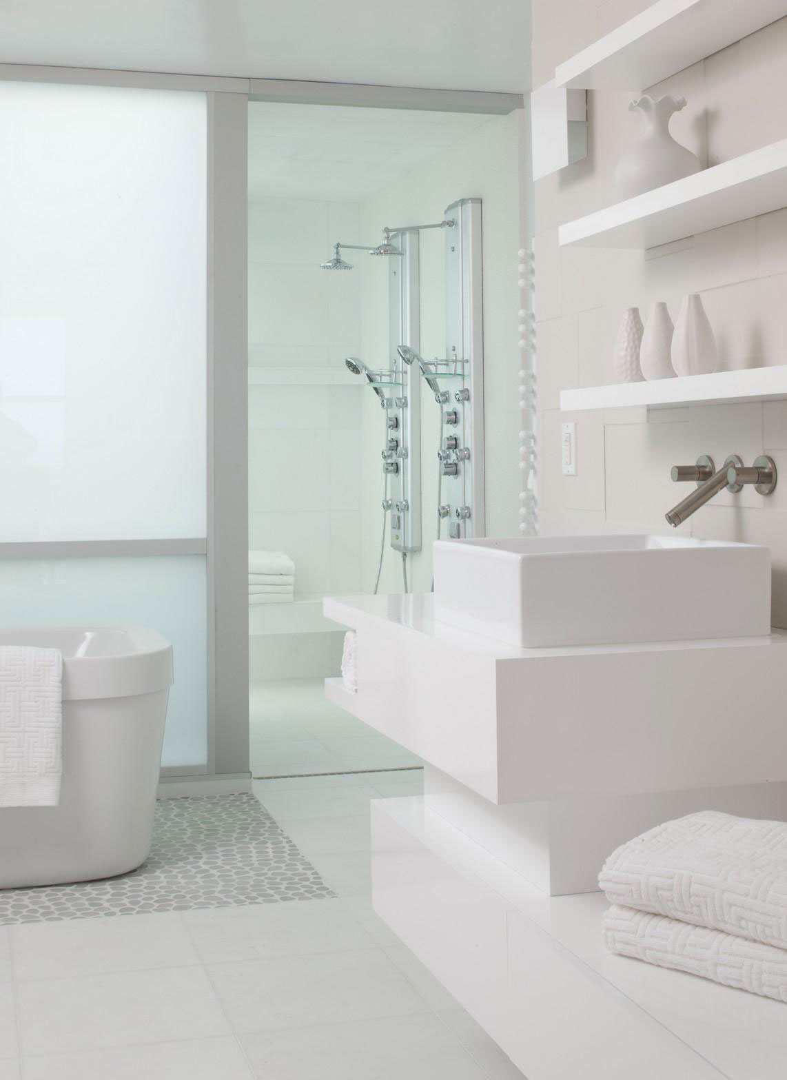 House with a beautiful white bathroom