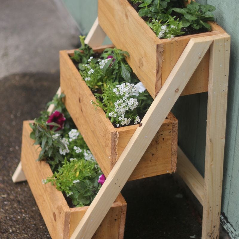 How To Build A Cedar Planter Box