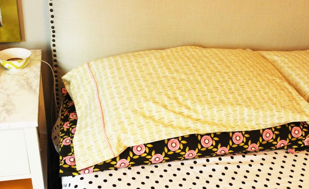 How To Sew a Pillowcase