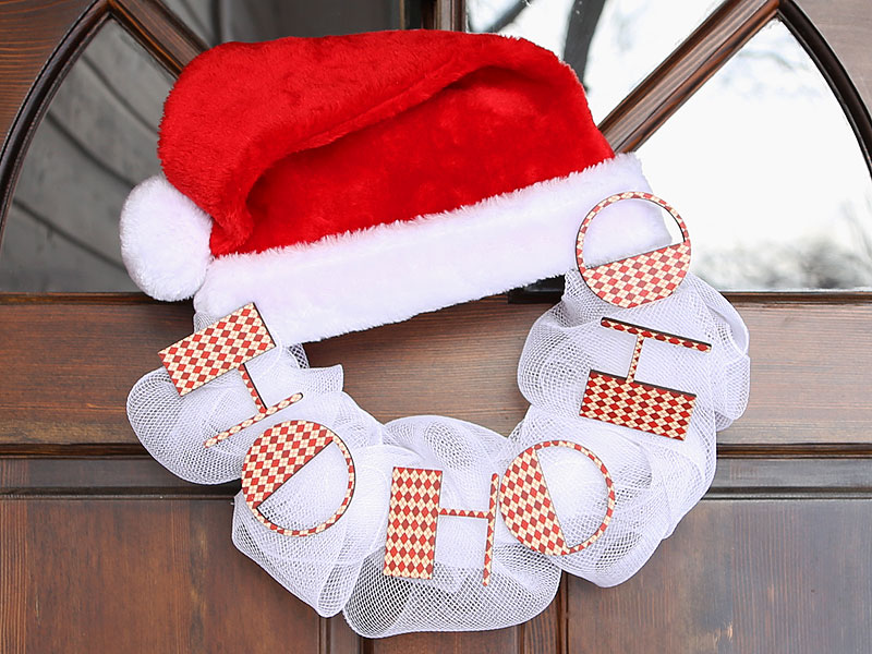 How to Create a Santa Wreath