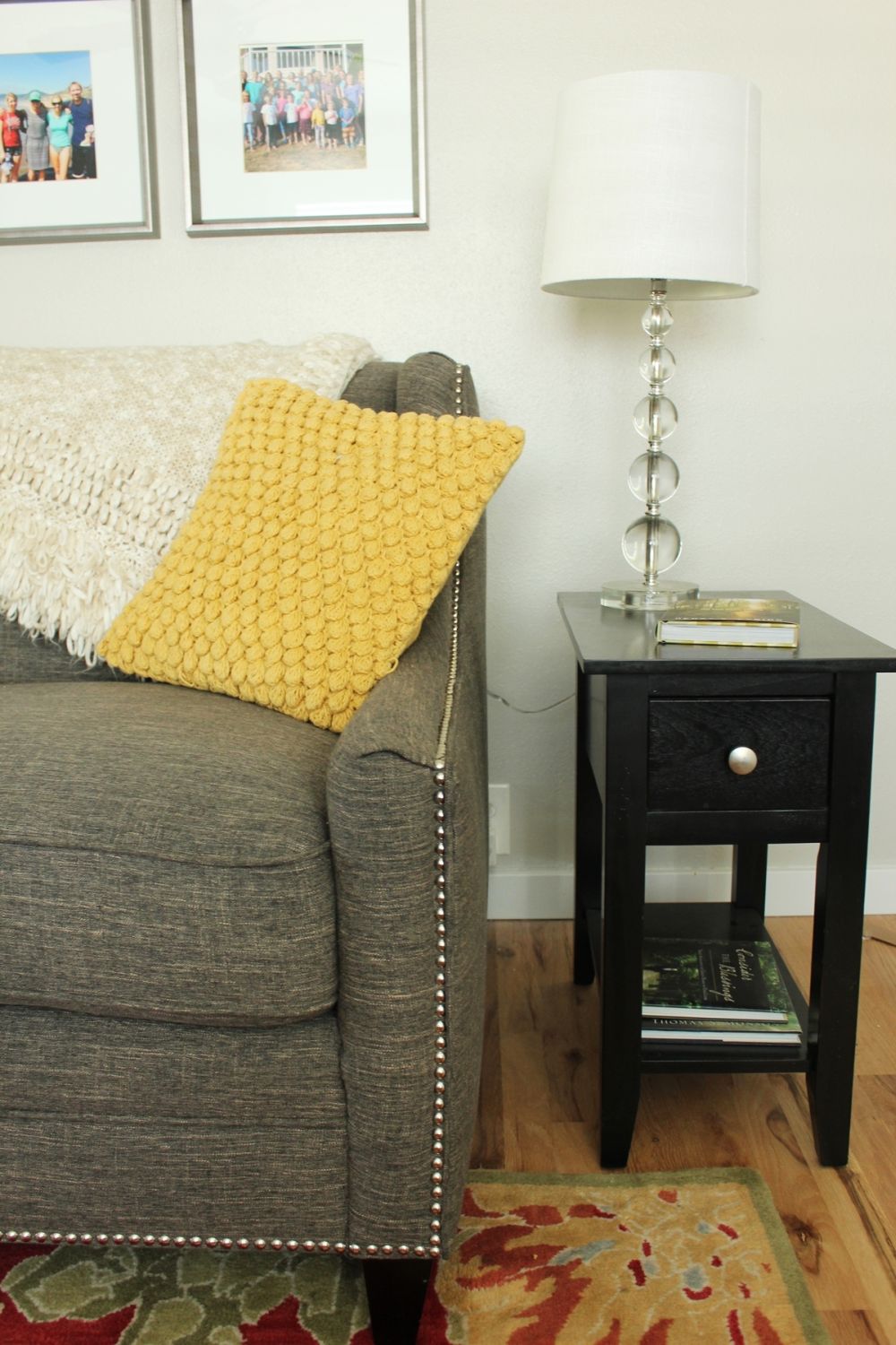 How to Decorate the Cozy Living Room