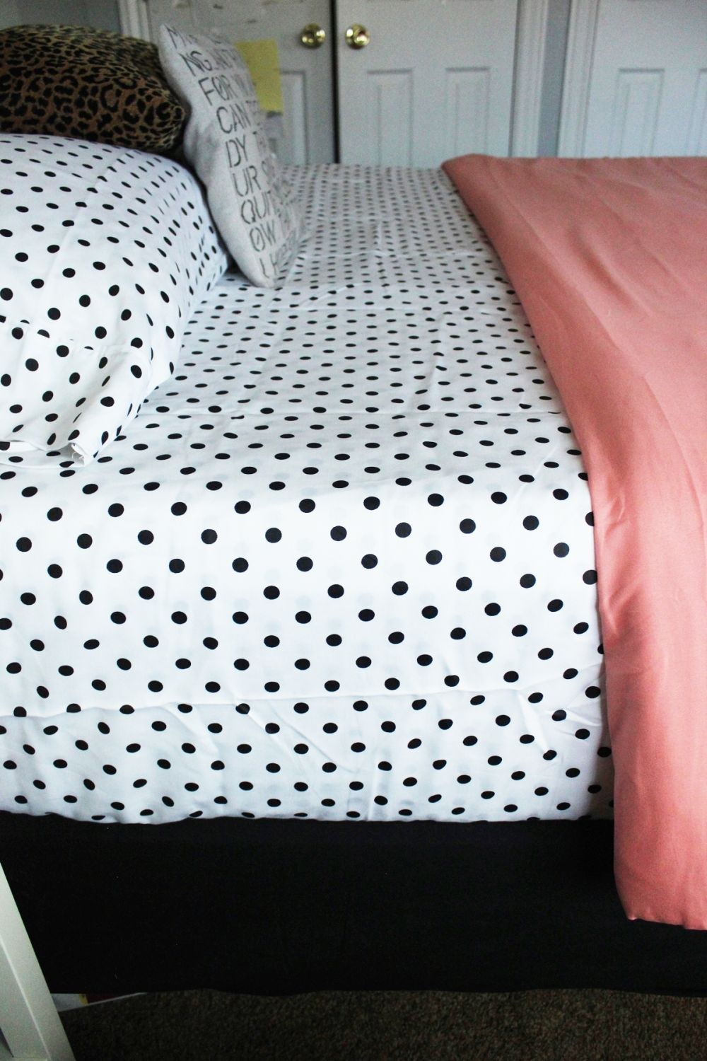 How to Make a Bed flat sheet is protecting that precious fitted sheet like a boss