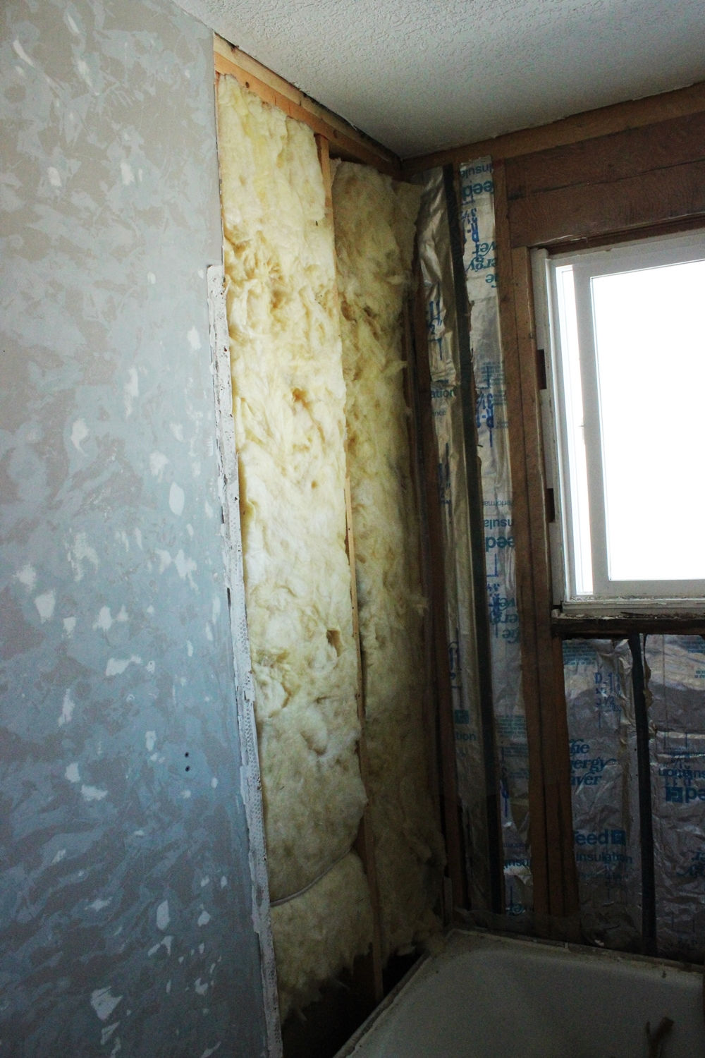 How to Remove a Tile Tub Surround - with Metal Mesh