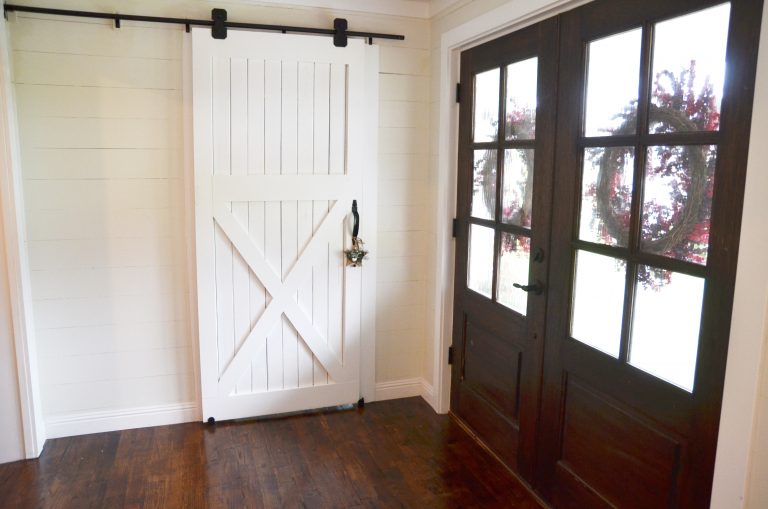 How to build a barn door