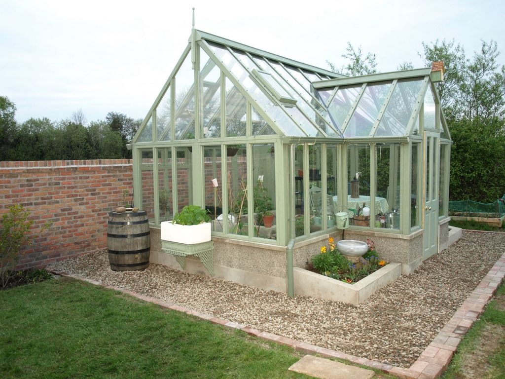 How to make a greenhouse in your harden