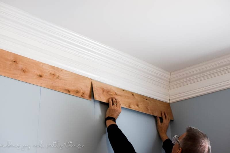 How to plank walls