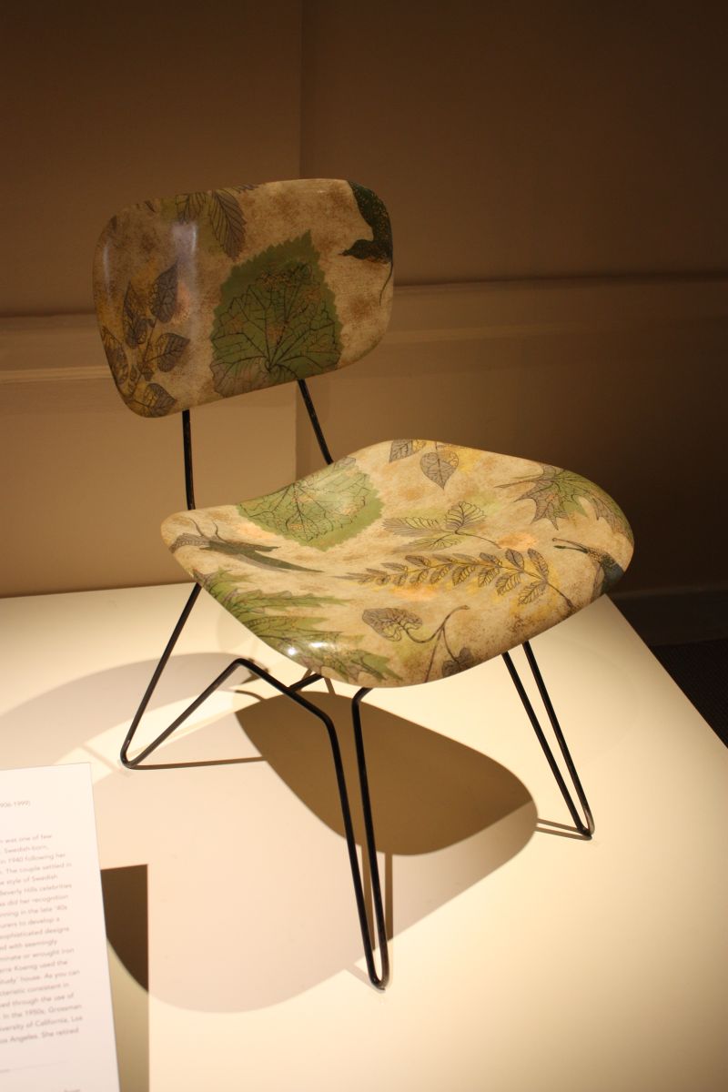 Iconic hairpin chair