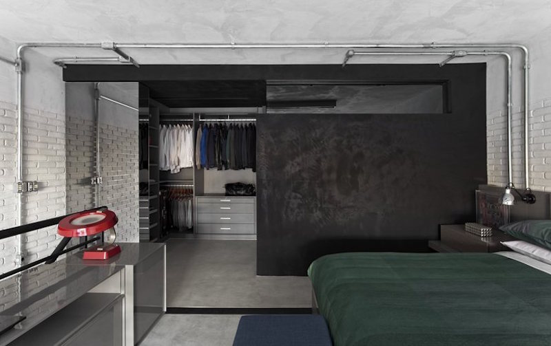 Industrial Sao Paulo loft bedroom closet
