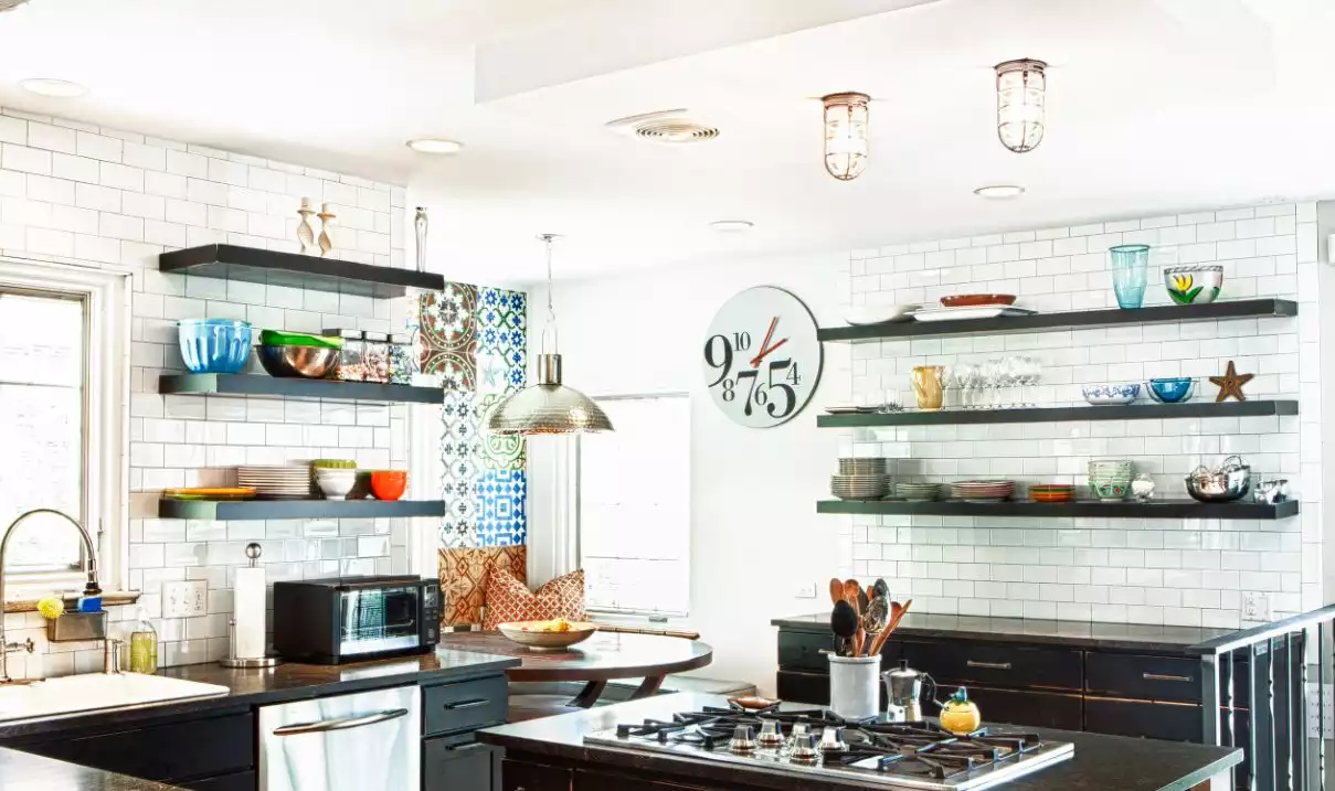 Industrial kitchen decor with sunway tiles