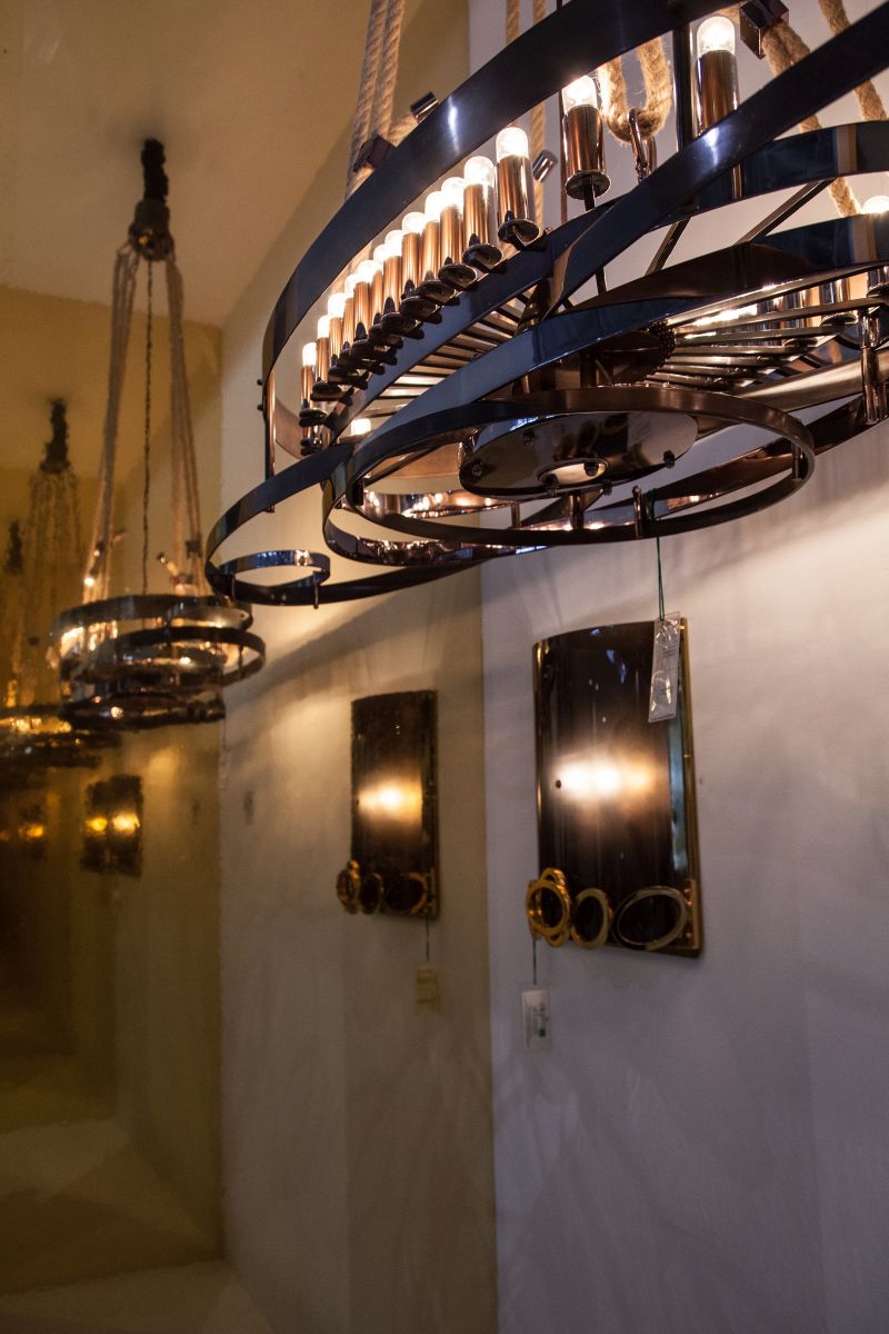 Industrial style lighting fixture