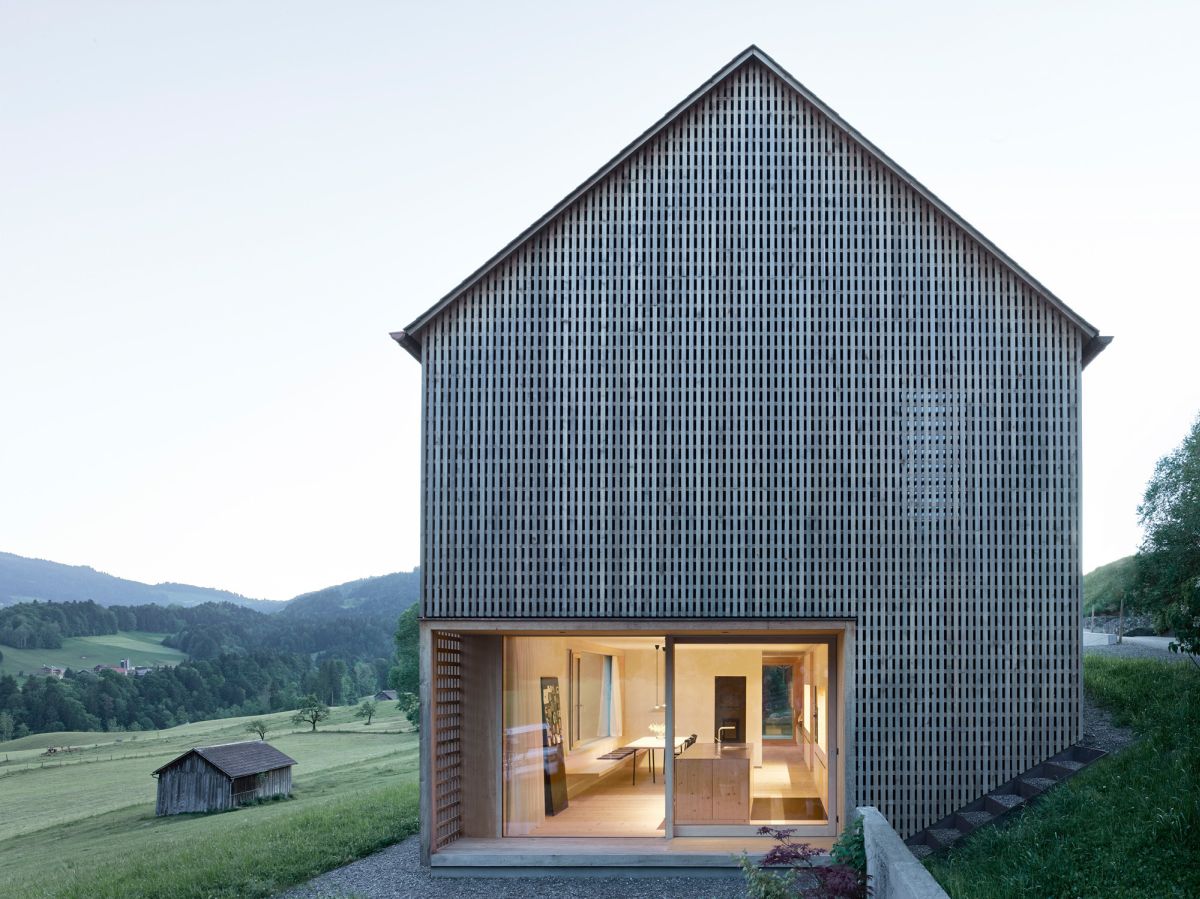 Innauer-Matt Architekten Gable Roof