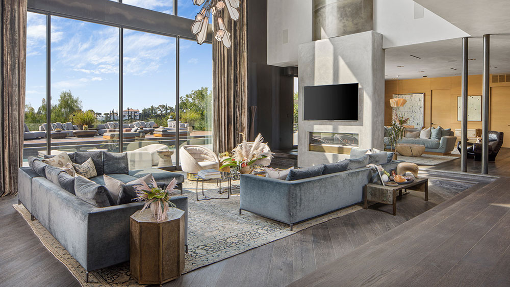 John Legend and Chrissy Teigen Living room