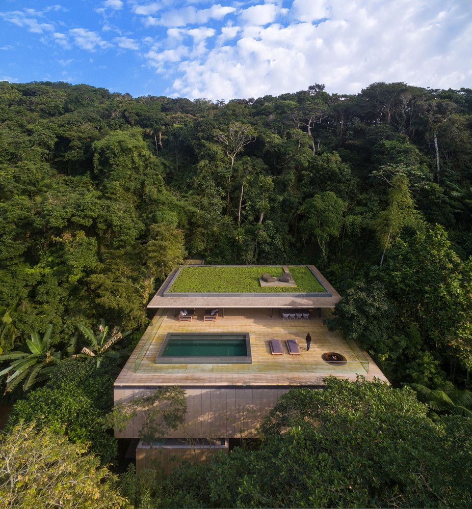 Spectacular Tropical Houses That Blend Architecture And Nature