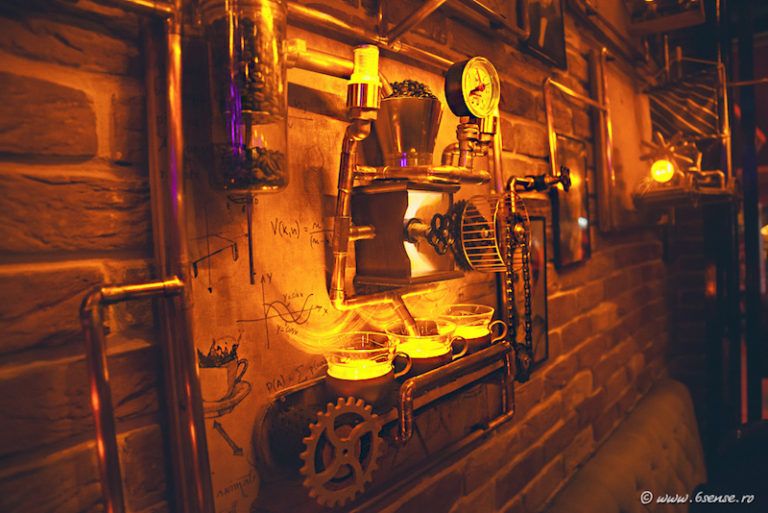 The main idea behind the decor was an era when inventors came up with new ideas and contraptions