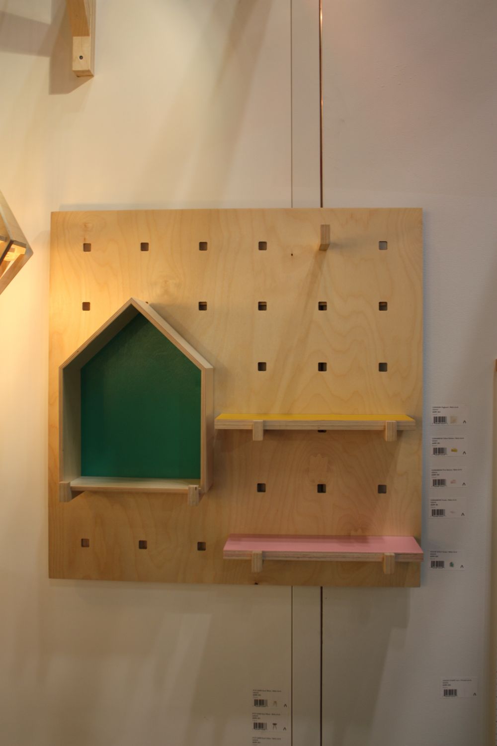 Kids dollhouse design