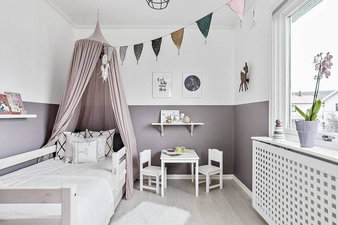 Kids room with shade of levender touch