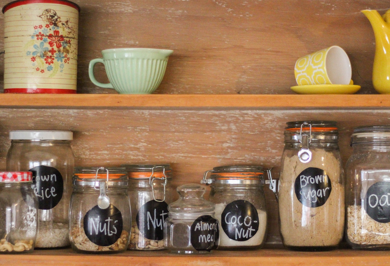 Wall pantry