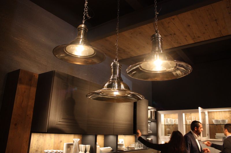 Kitchen pendant lighting fixtures with a ship light flair are versatile elements that will work with many decor styles. As the Marchi display shows, they are modern with a touch of tradition.