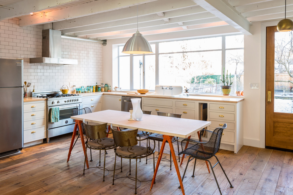 L-Shaped kitchen layout