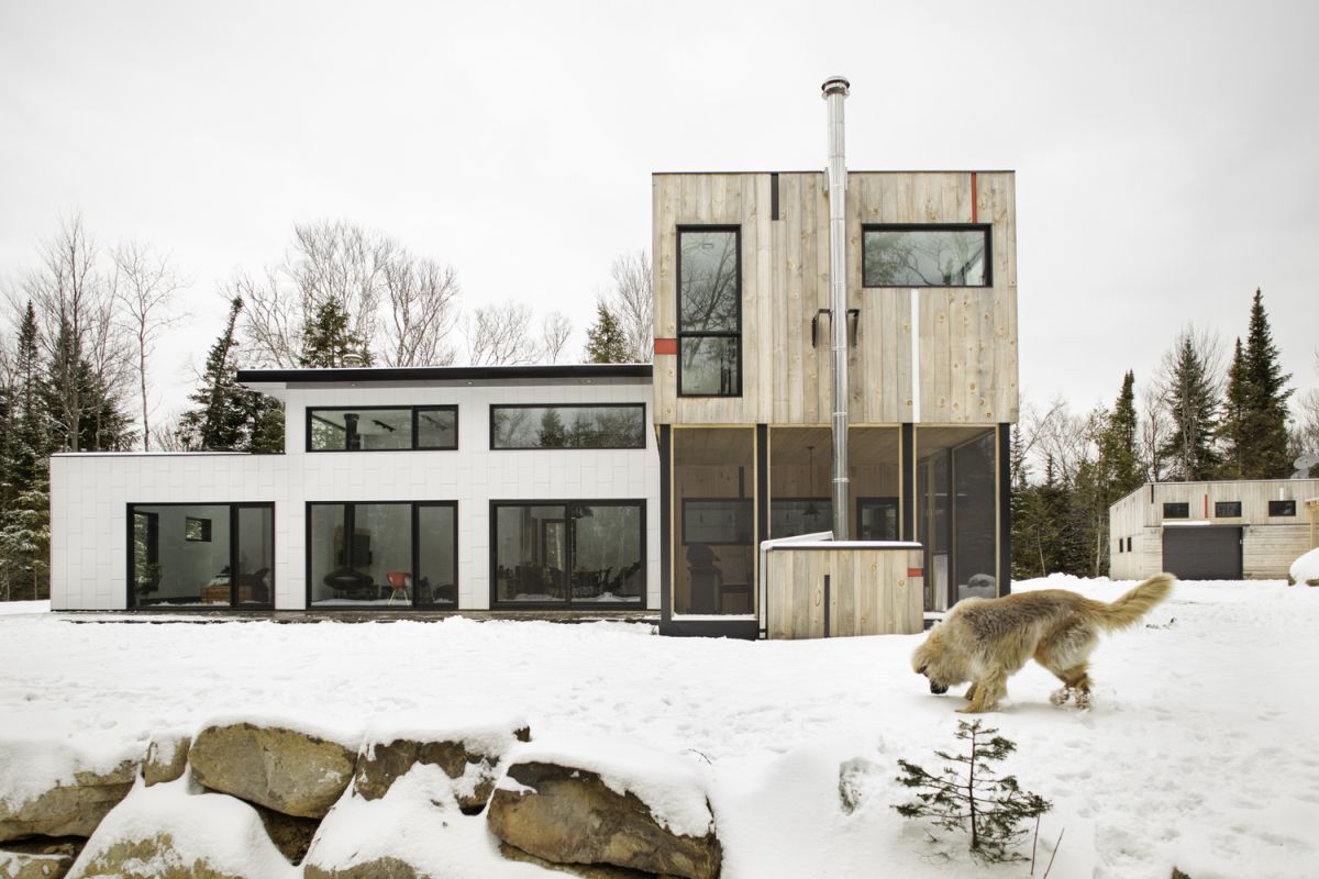 La Maison du Lac Brûlé House by Jean-Yves Rouleau