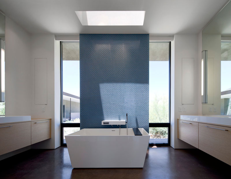 Large blue and white geometric lines bathroom design