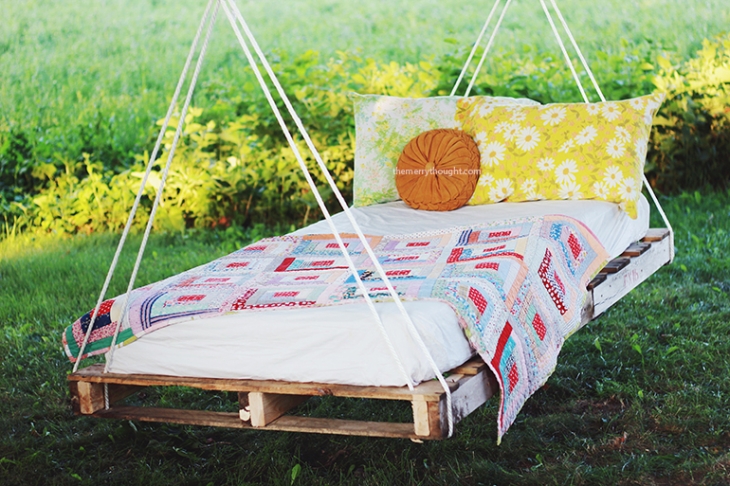 Pallet Swing Ideas – The Perfect Summer DIY