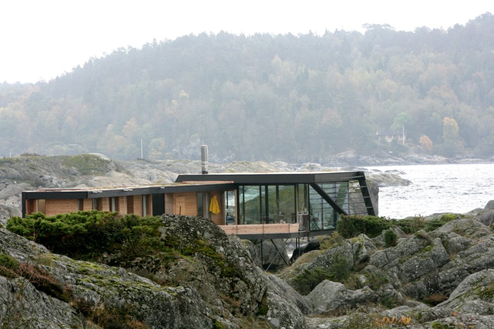 Lille Aroya Cabin by Lund Hagem landscape