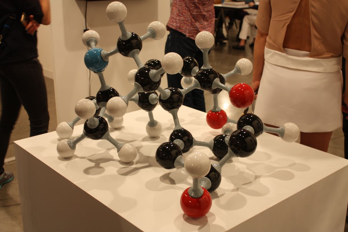 Lisson Molecular sculpture