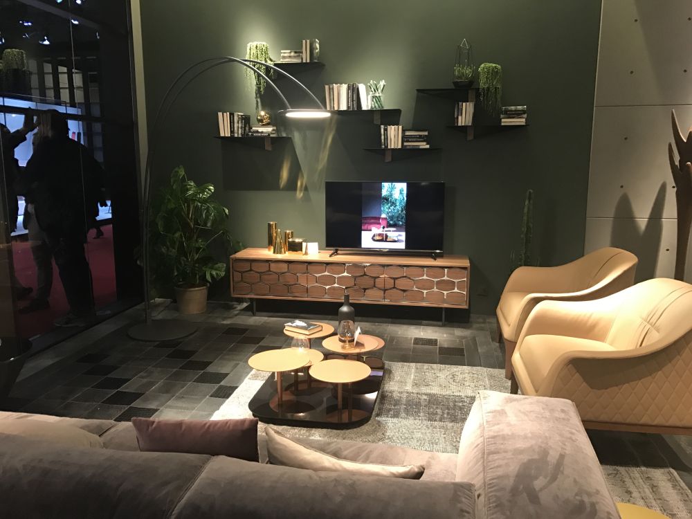 Living room above tv decorative shelves