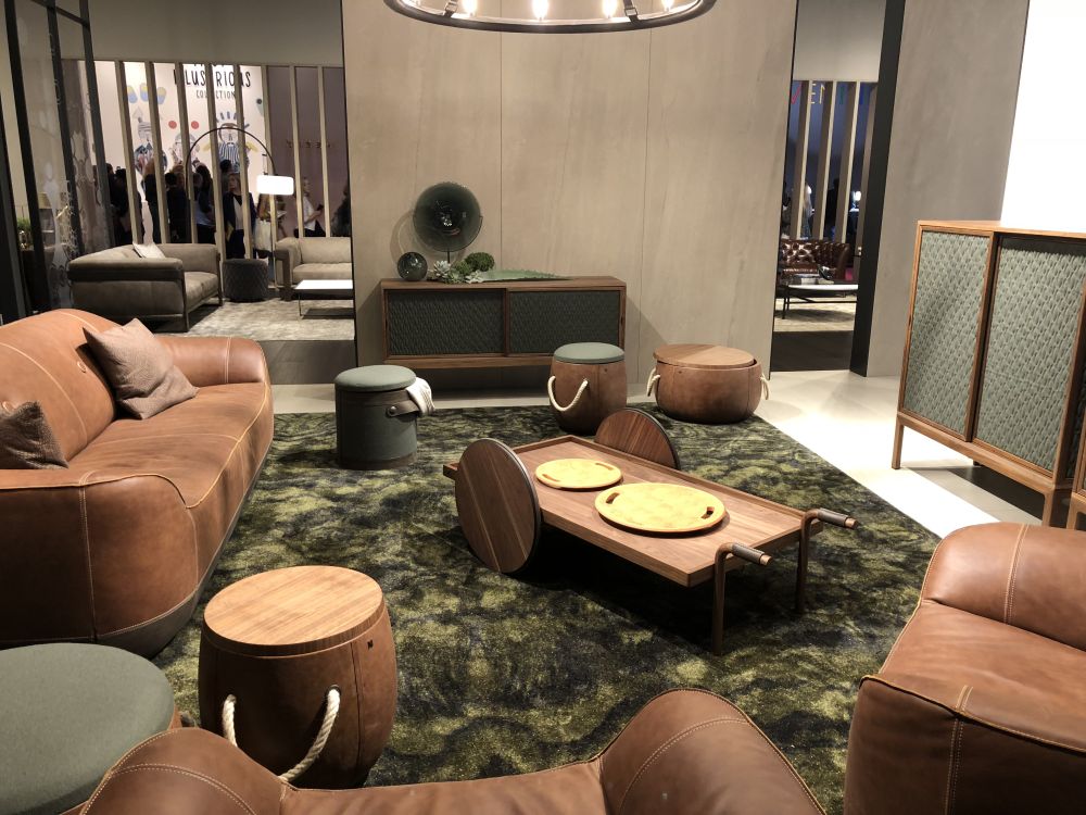 Living room from Natuzzi with brown leather furniture