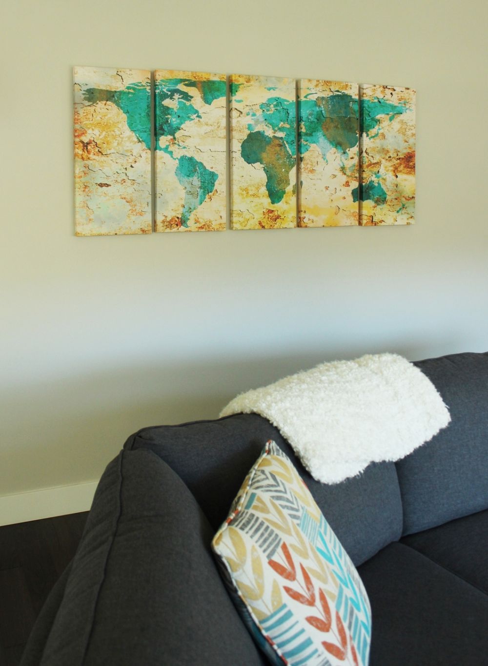 Living room wall art with bold touch