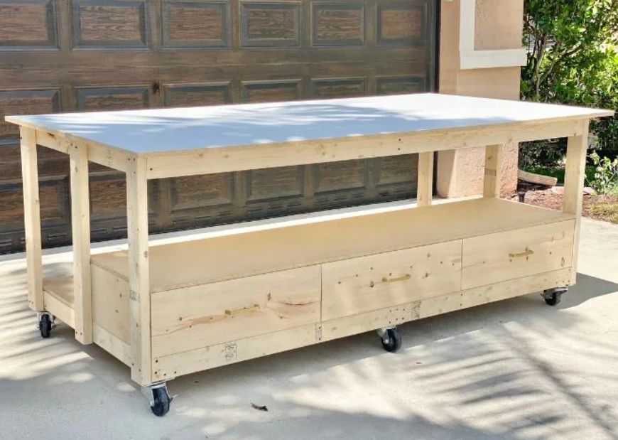 Long Work Bench with Storage Drawers
