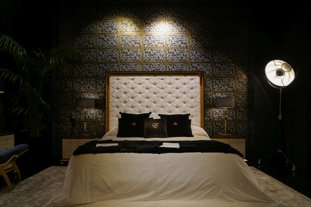 Creating a dramatic lighting for a luxury bedroom design
