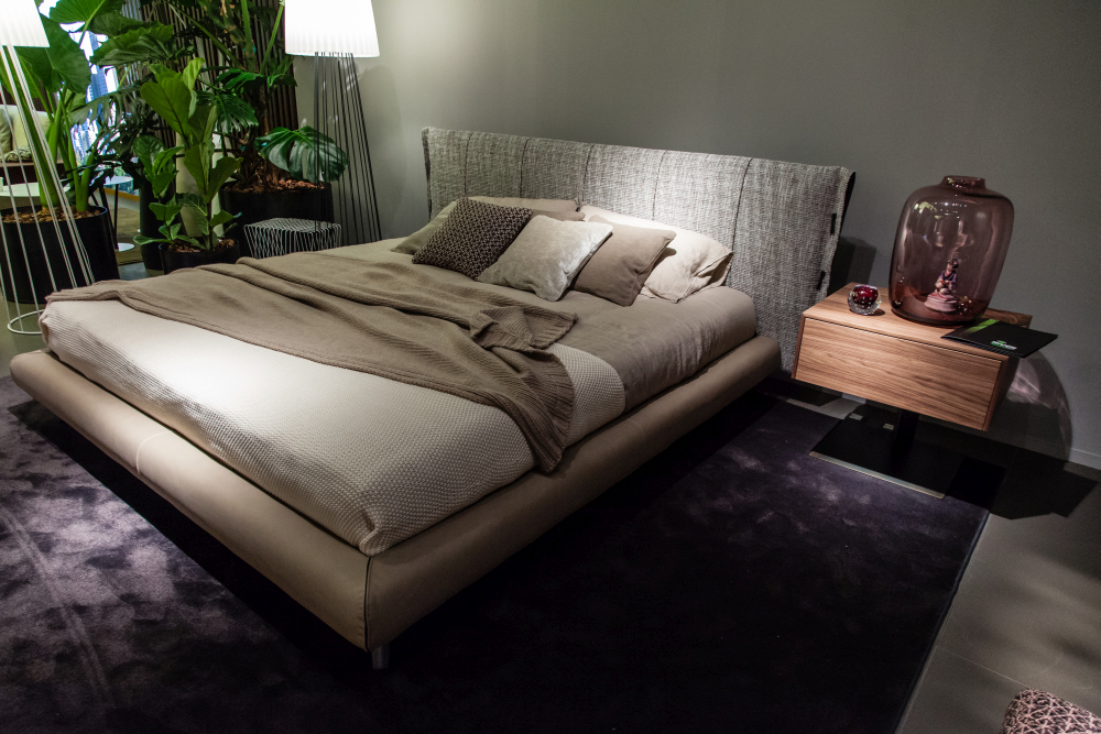 Create a luxury bedroom decor bringing natural plants