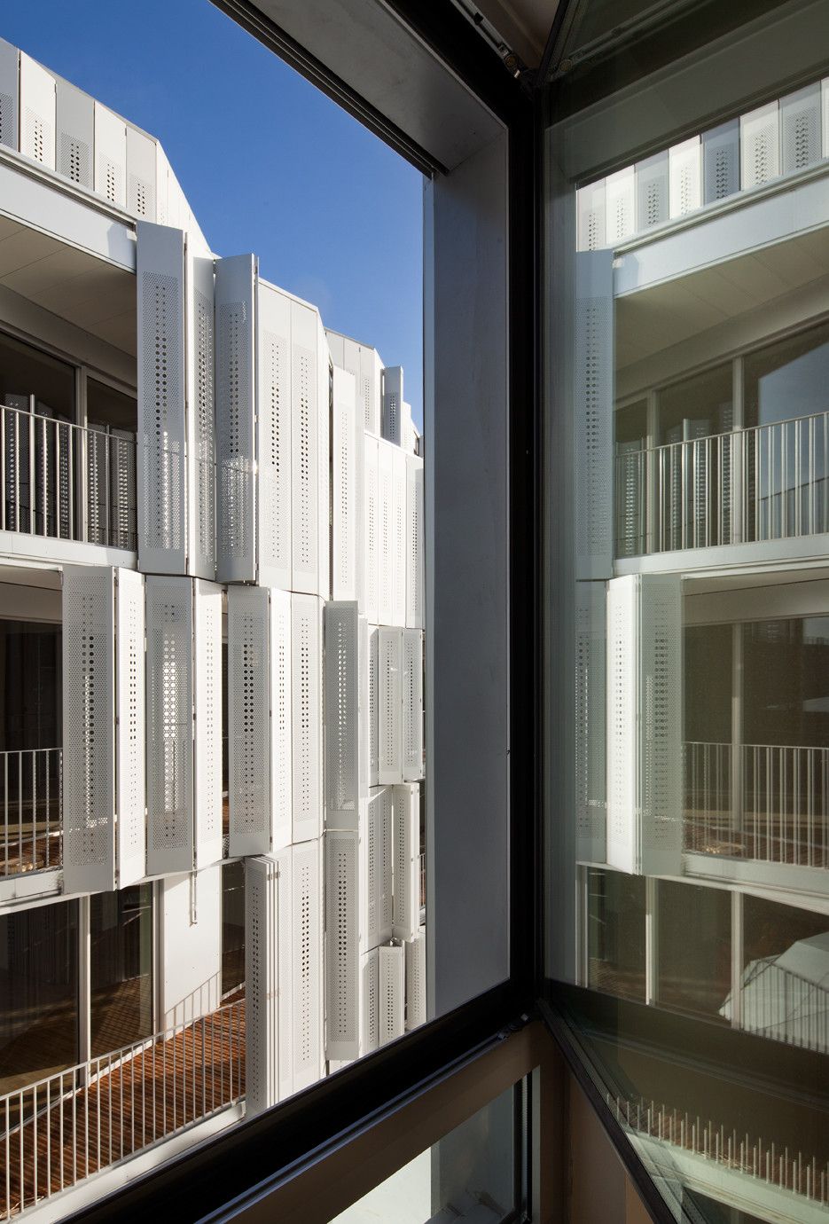 M9-C Building by BP Architectures Facade Window