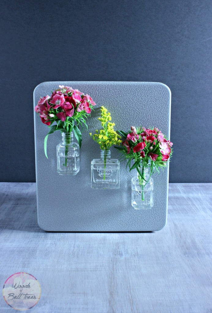 Magnetic fridge vases