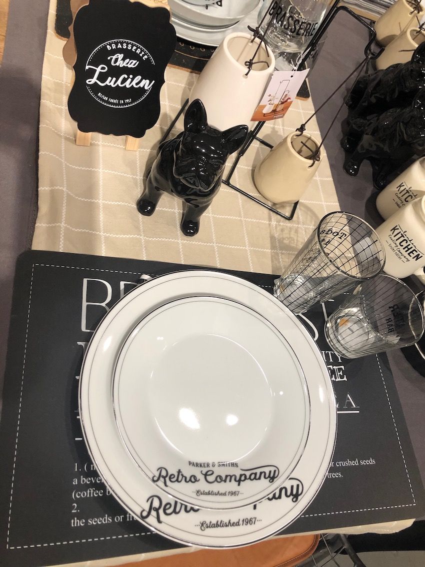 Plenty of details make setting the table fun for family and friends.