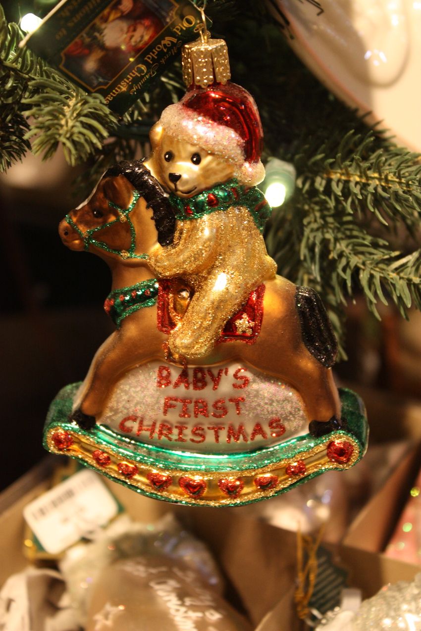 Start a Family Tradition With Theme Ornaments for the Christmas Tree