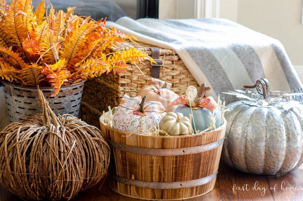 Easy Decoupage Pumpkins for Halloween