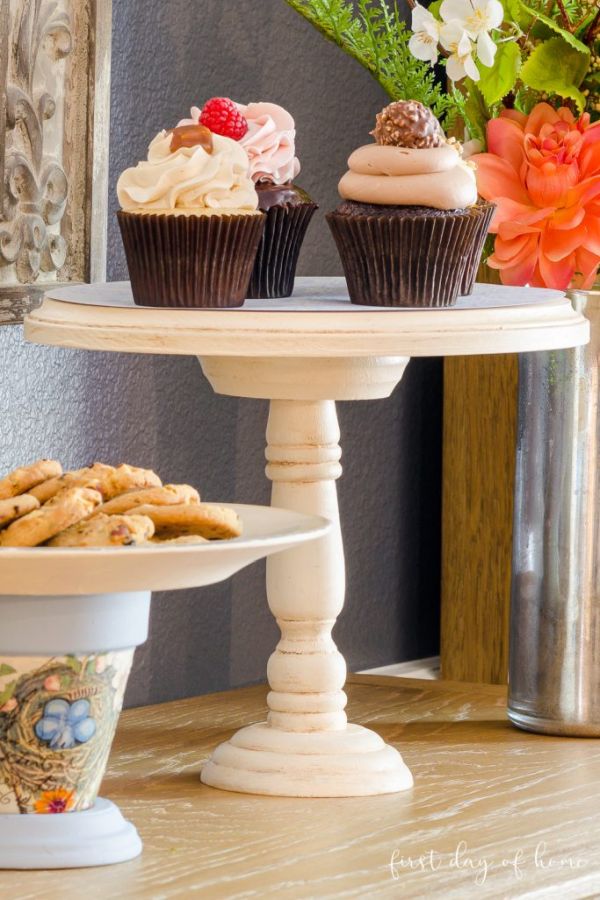 Make a DIY cake stand