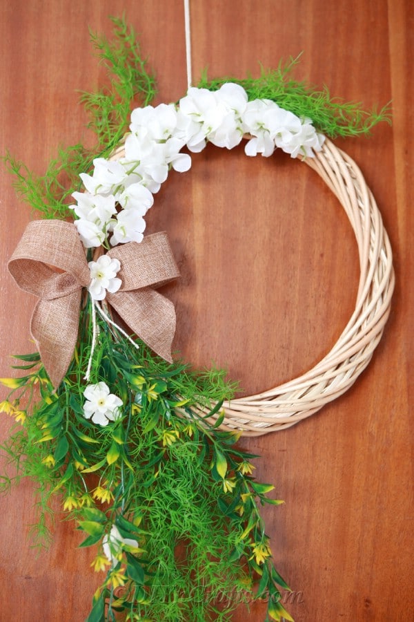 Make a Stunning Floral Wreath