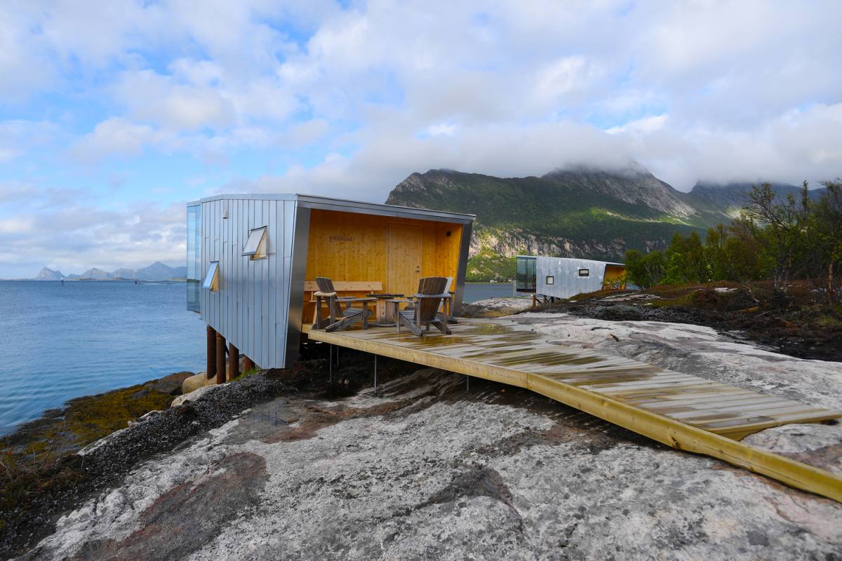 Manshausen 2 0 Island Resort Norway Stinessen Arkitektur back