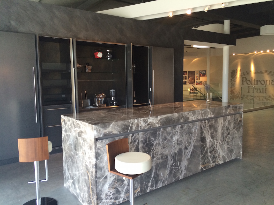 Marble veneer kitchen