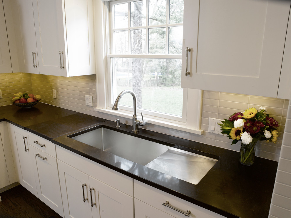 Materials for Drainboard Sinks